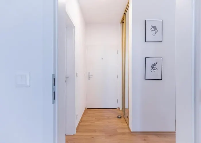 Comfy And Stylish With Terrace Near Center Apartment *