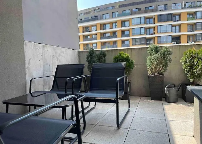 Comfy And Stylish With Terrace Near Center Apartment *